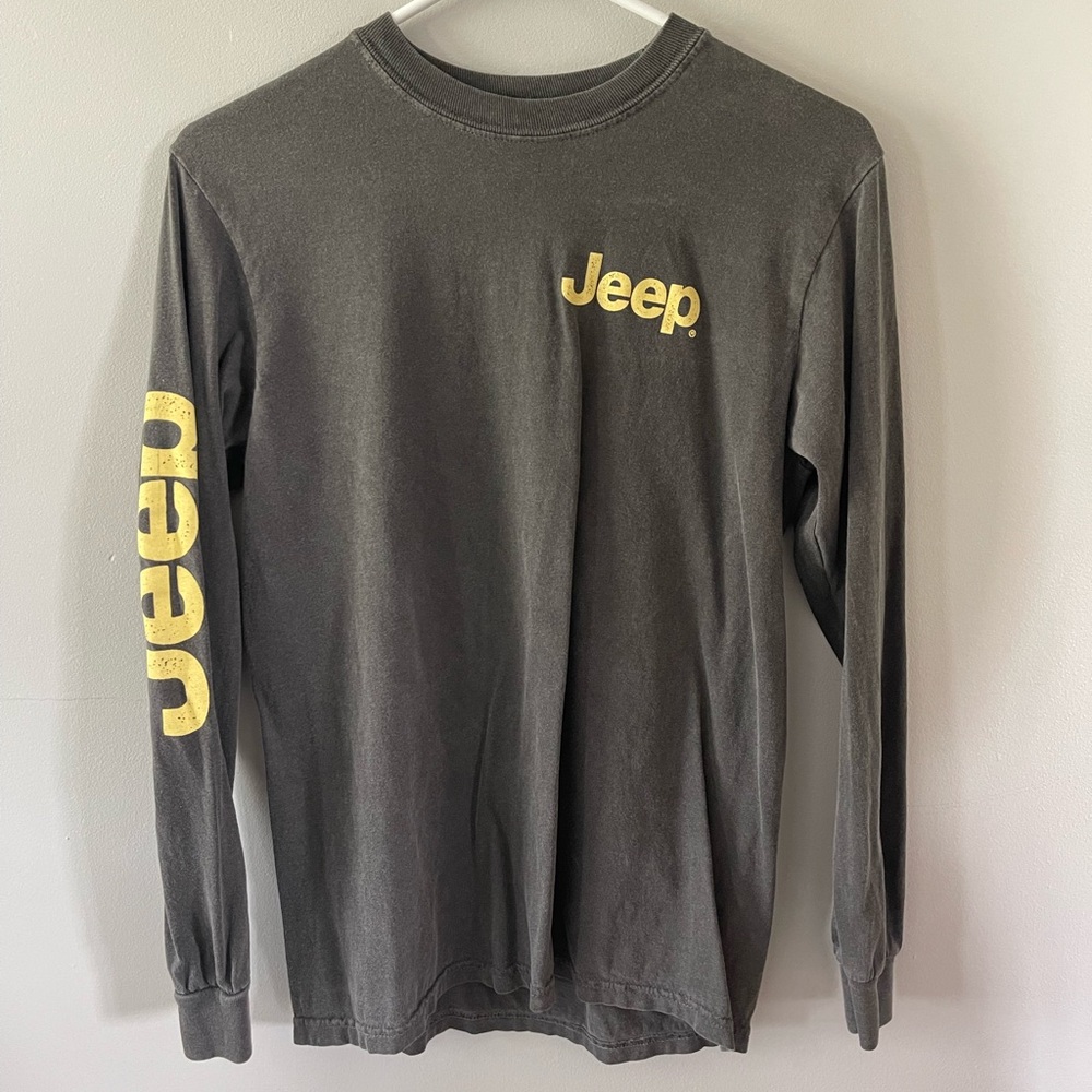 Jeep Woman’s Gray Long Sleeve Shirt